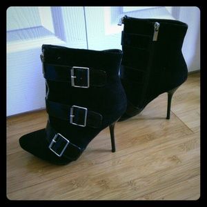 Heel boots